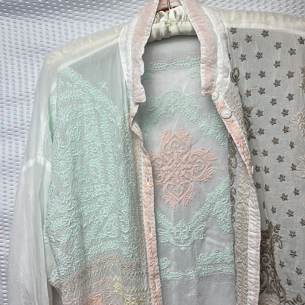 Johnny Was Embroidered Blouse - Picture 5 of 13